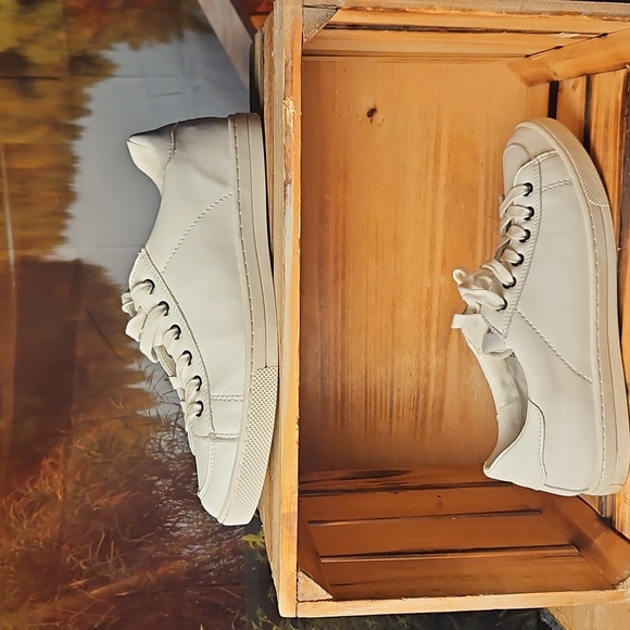 Coach Porter Sneakers G3781 Low Tops, 9B, White - Picture 2 of 13